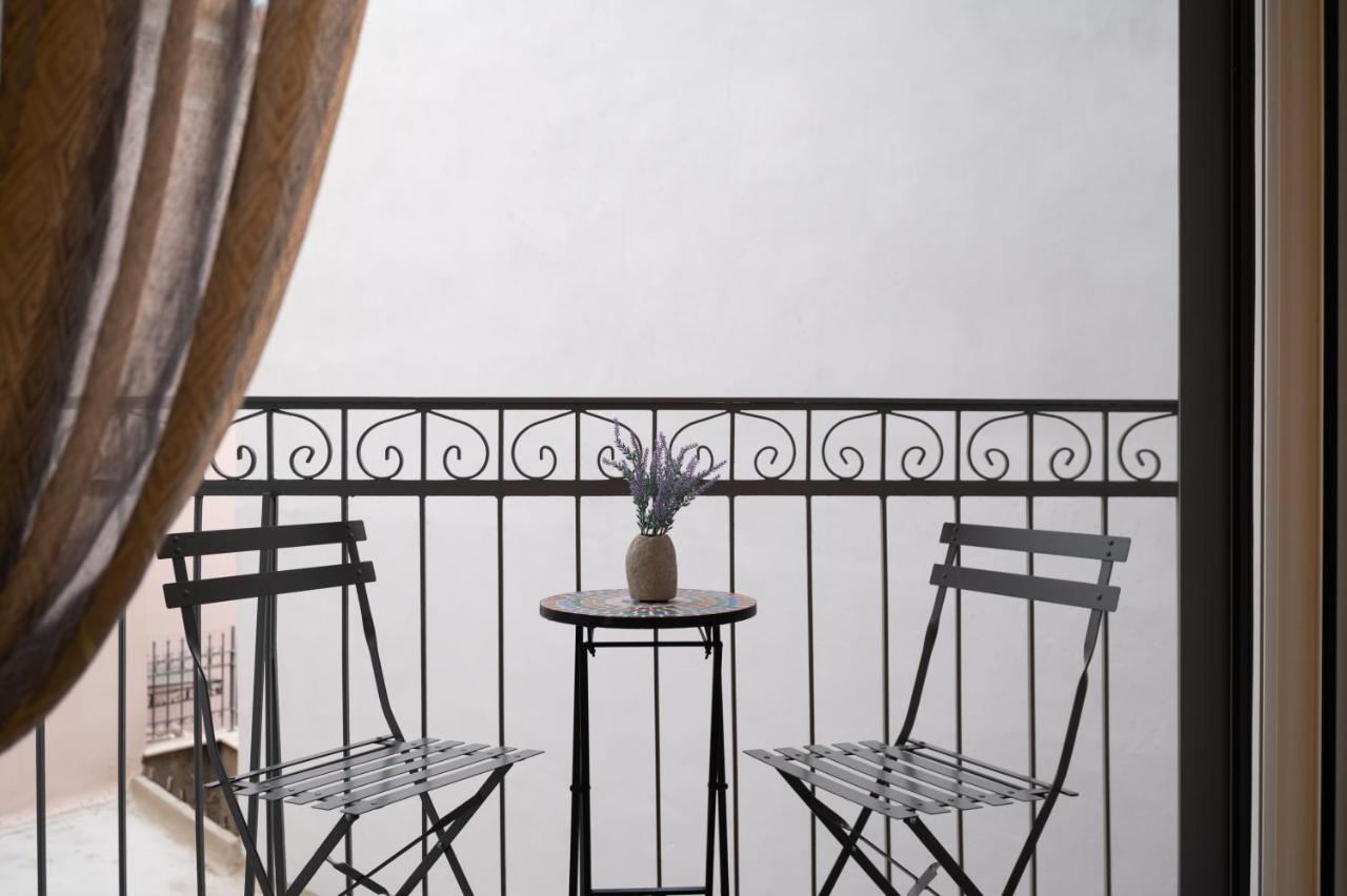 Appartamento Adrianou At Heart Of Plaka Atene Esterno foto